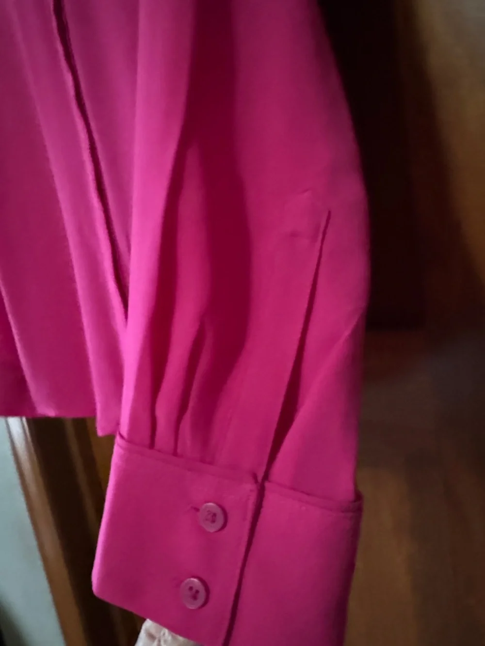 NWT Express top size large. - Picture 4 of 5